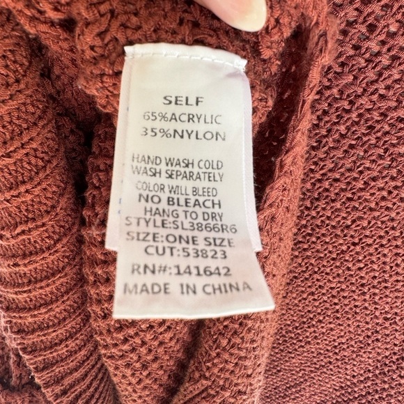 She + Sky burnt orange sweater - Picture 4 of 4